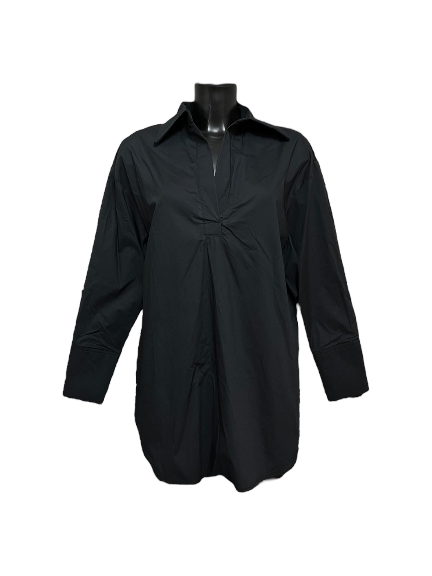 Camicia in cotone senza bottoni con colletto aperto