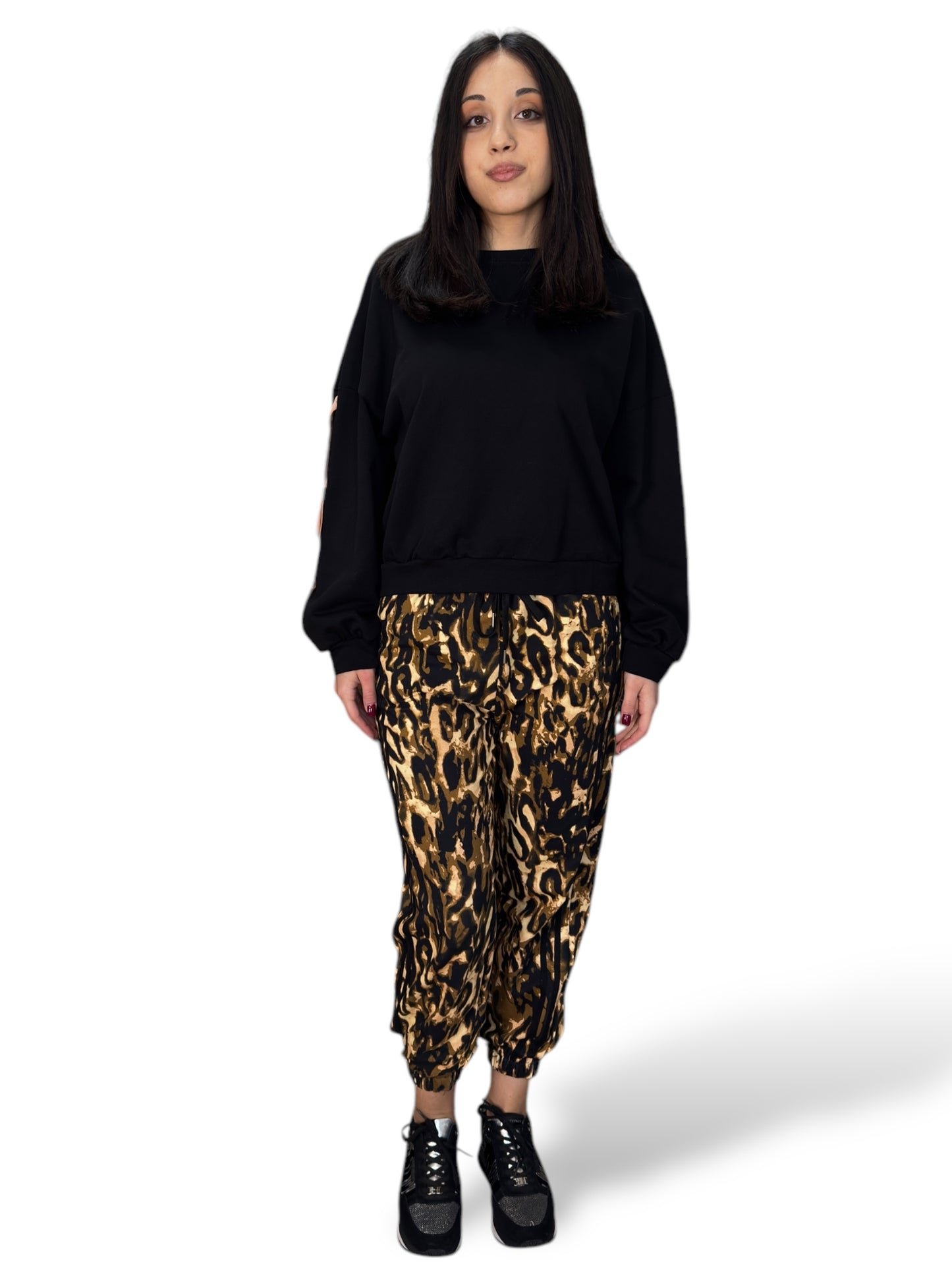 Felpa loose fit con fiocchetti a contrasto sulle maniche