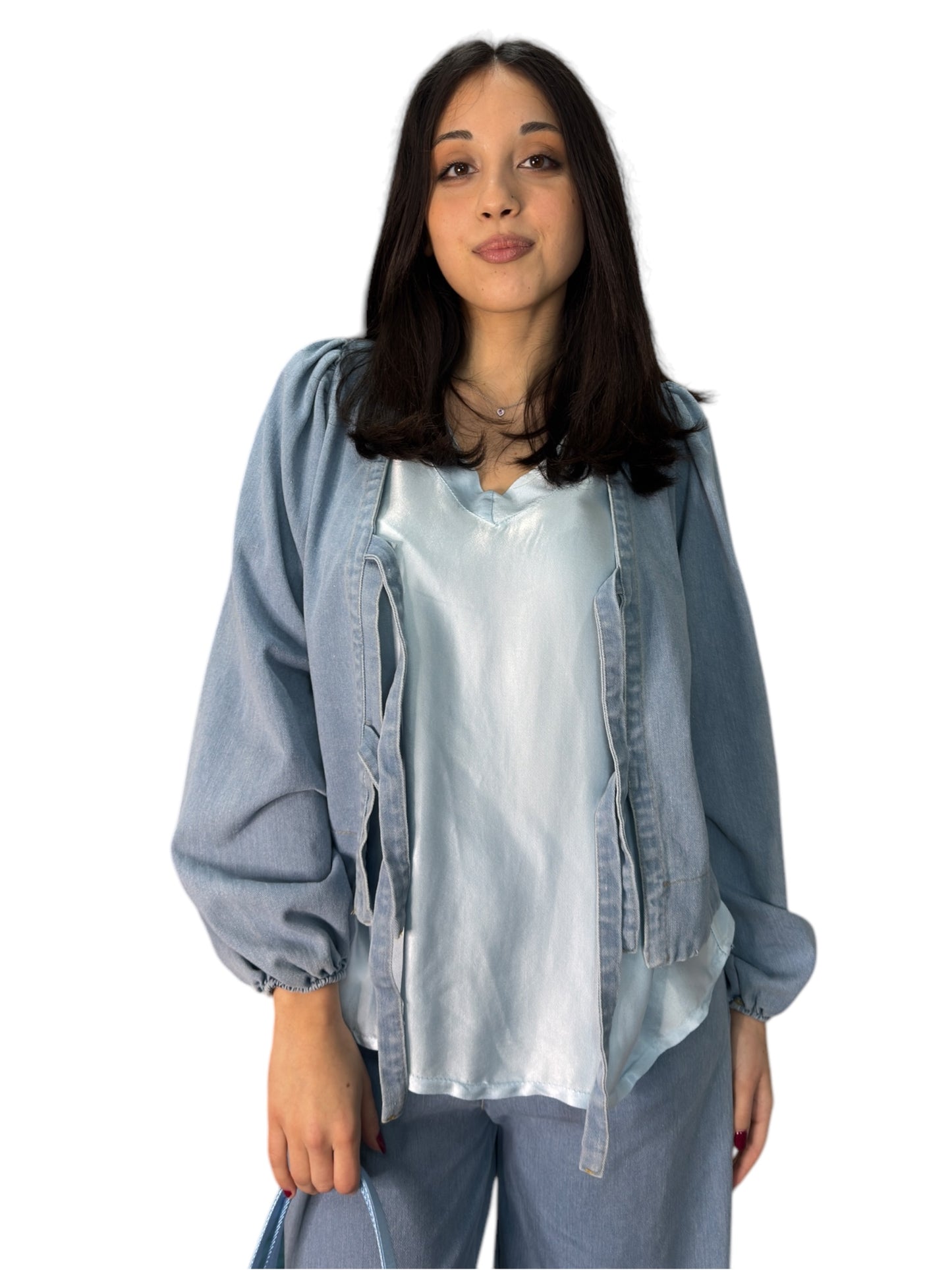 Coordinato in denim con giacca e pantaloni a gamba larga