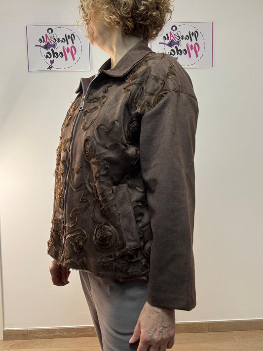 Giacca con colletto con lavorazione floreale