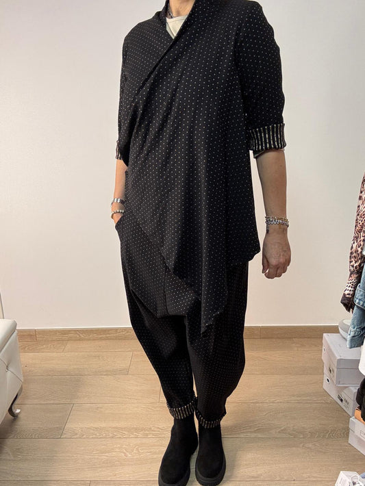 Coordinato nero a pois chiari