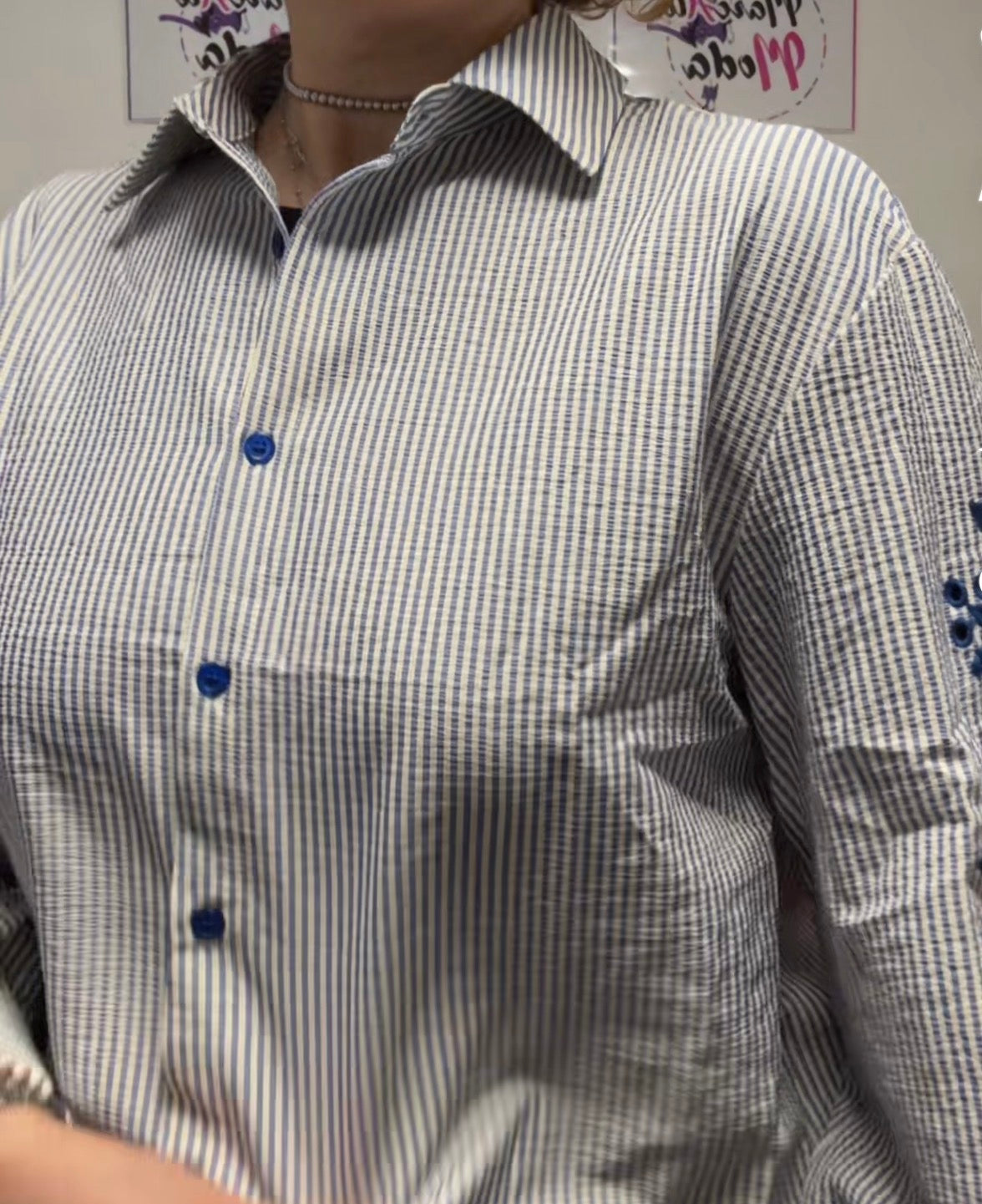 Camicia GessataRicamo