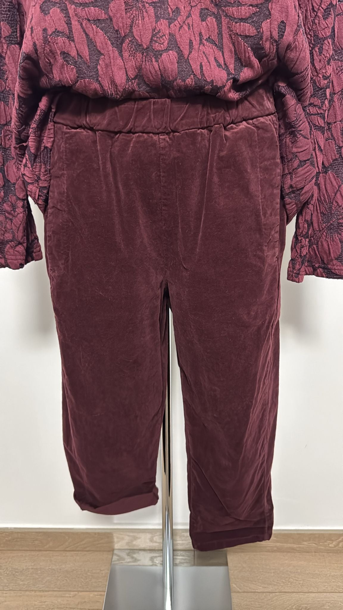 Wendy Trendy coordinato in velluto con abbottonatura trasversale