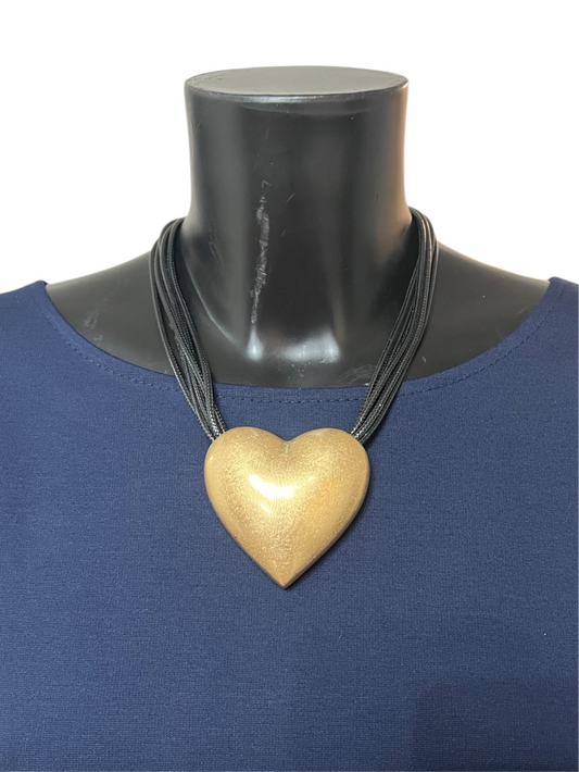 Collana con cuore in acciaio satinato