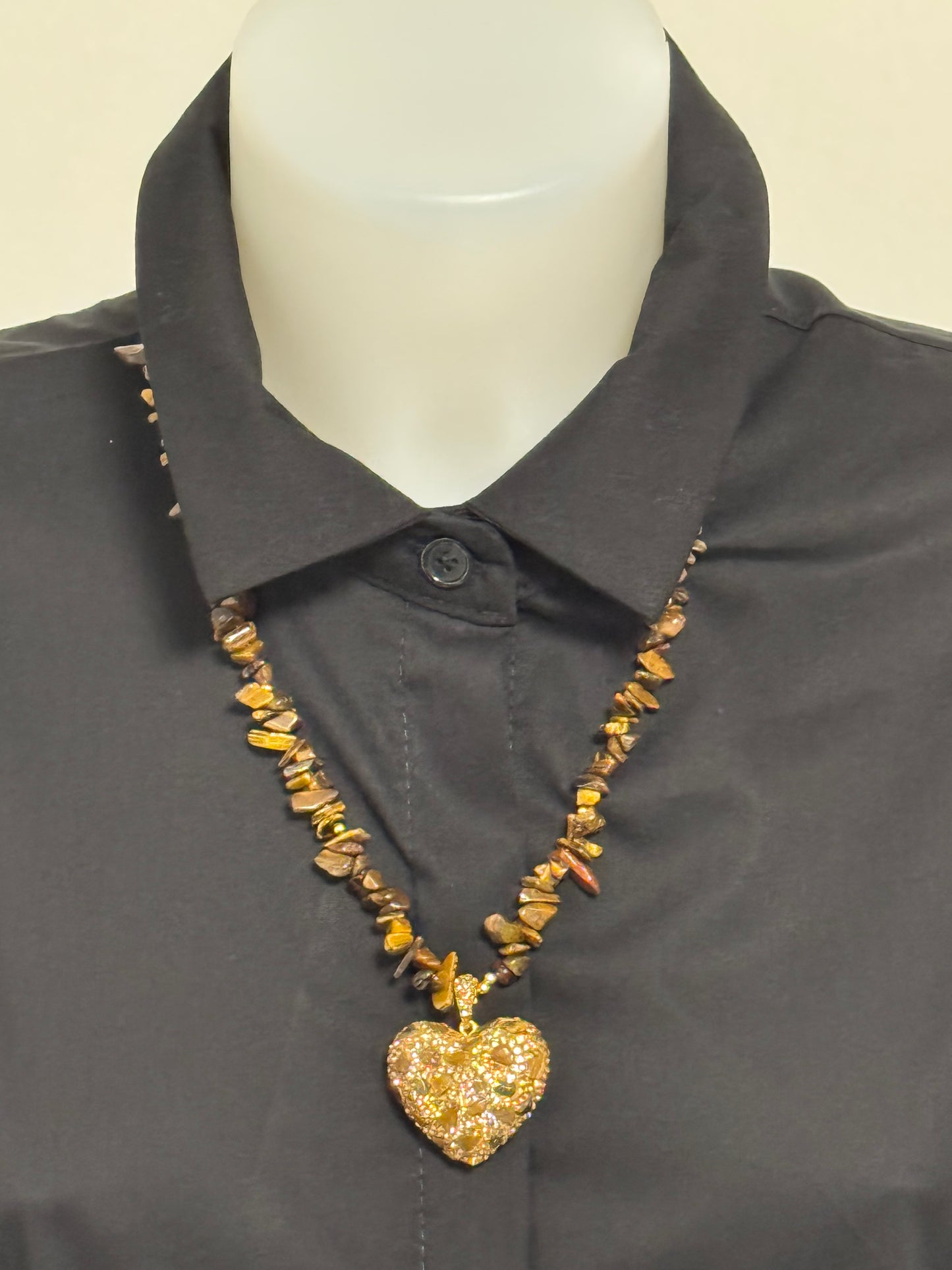 Collana cuore marrone