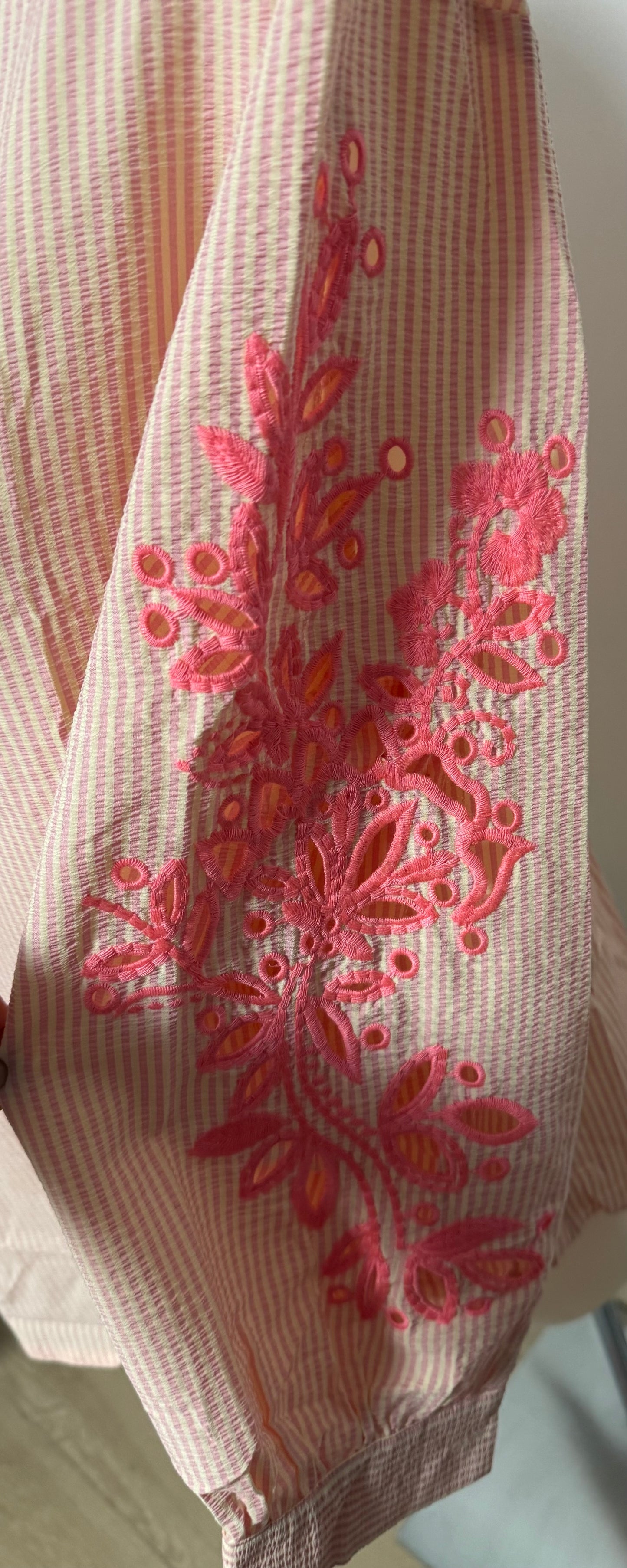 Camicia GessataRicamo