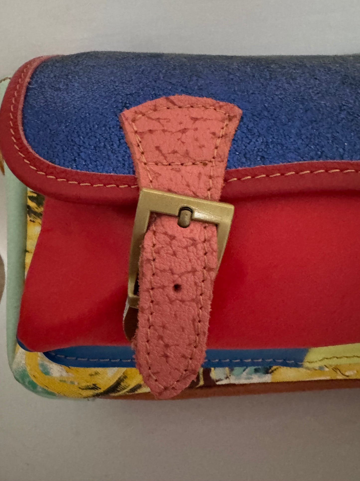 Tracolla patch pelle blu/glitter