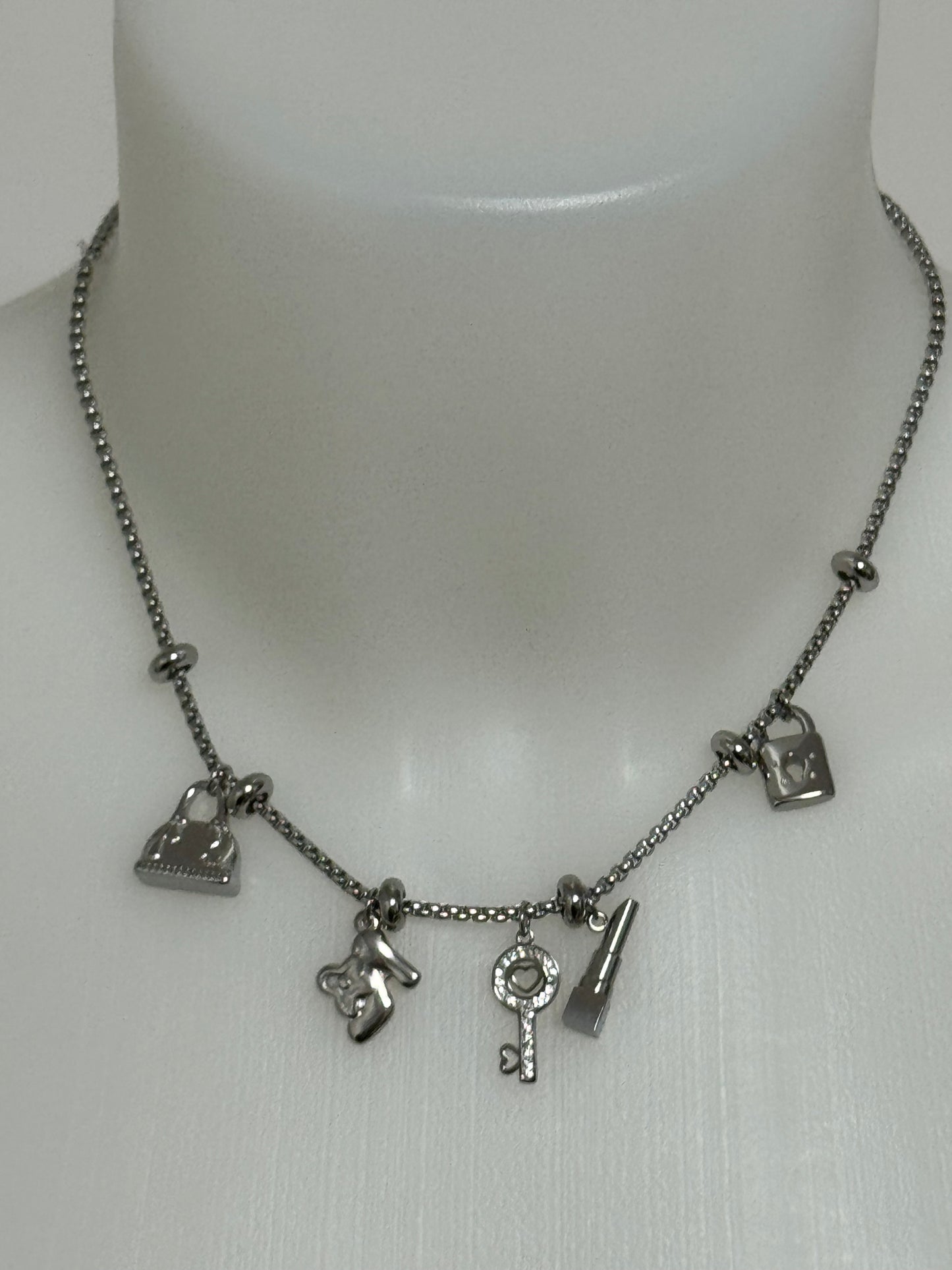 Girocollo con charme