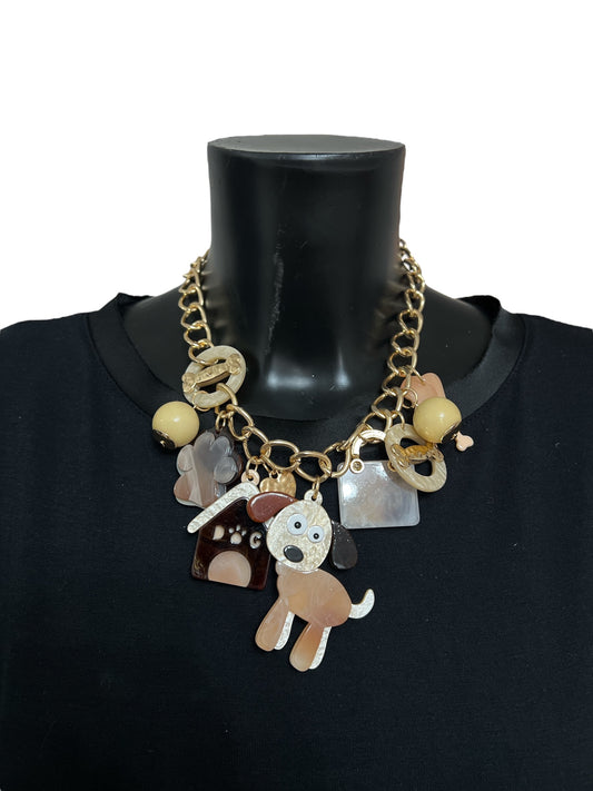 Collana stile animaletto in resina colorata
