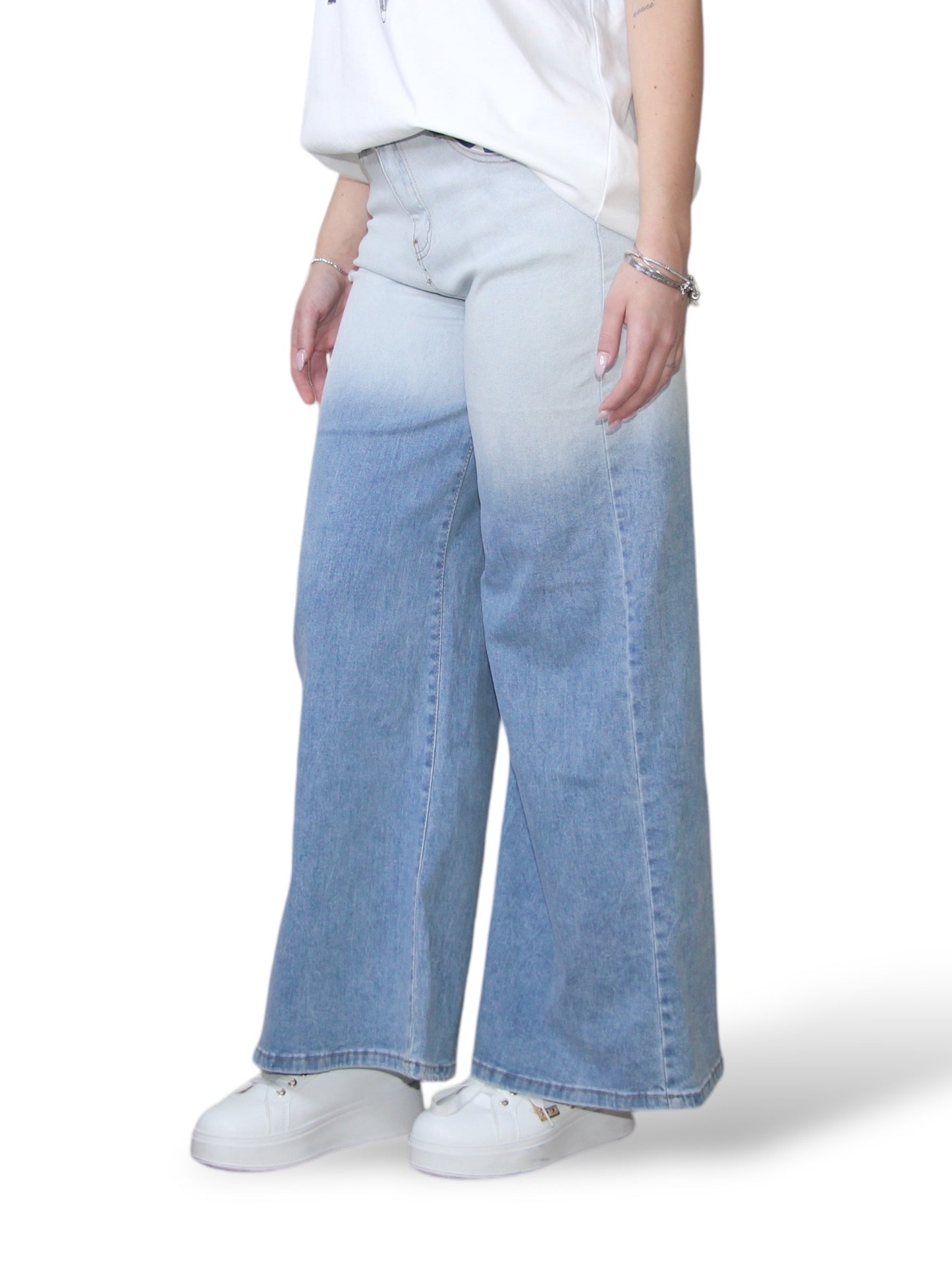 Jeans a zampa sfumato