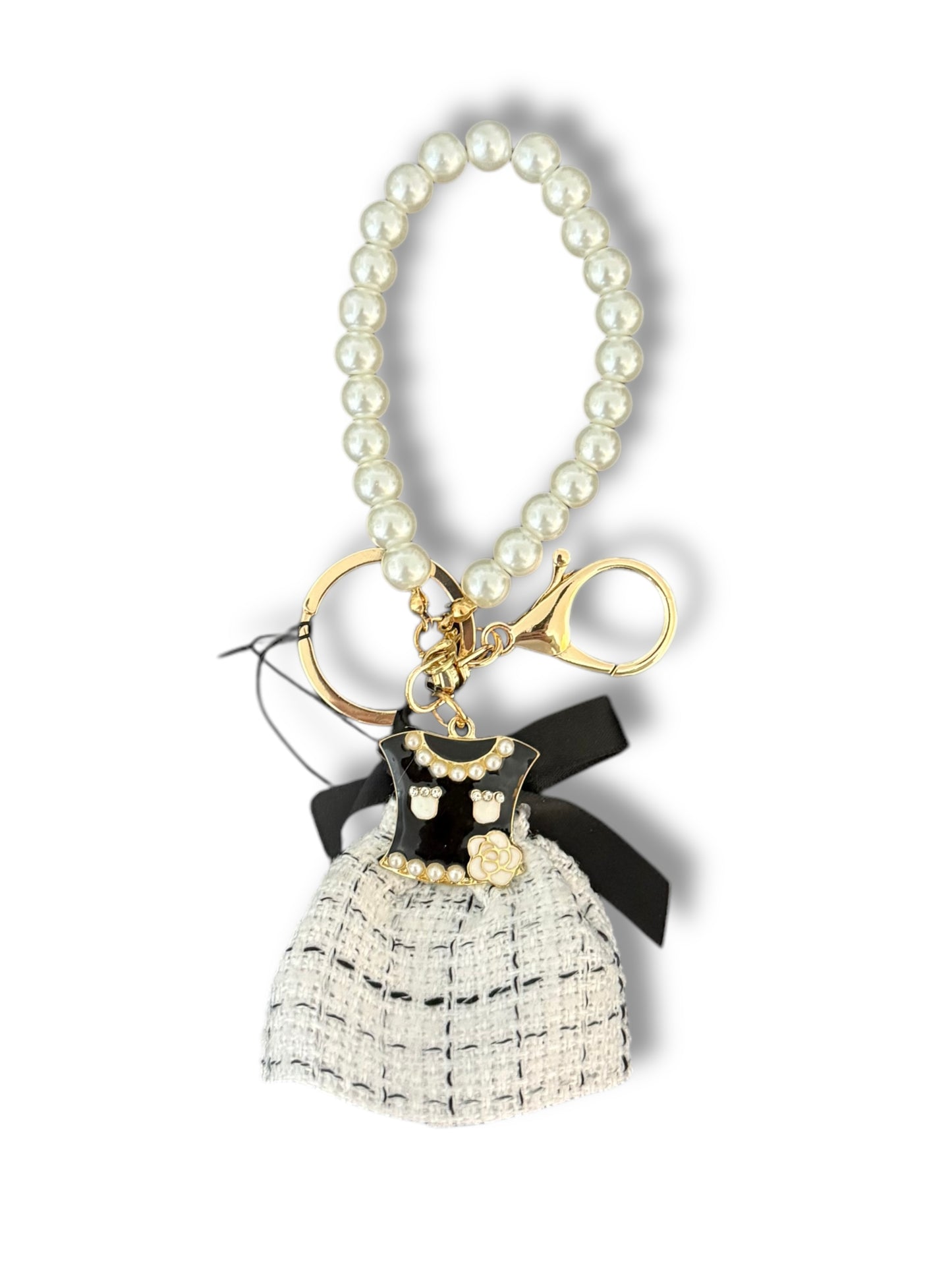 Charm con perle a forma di vestitino