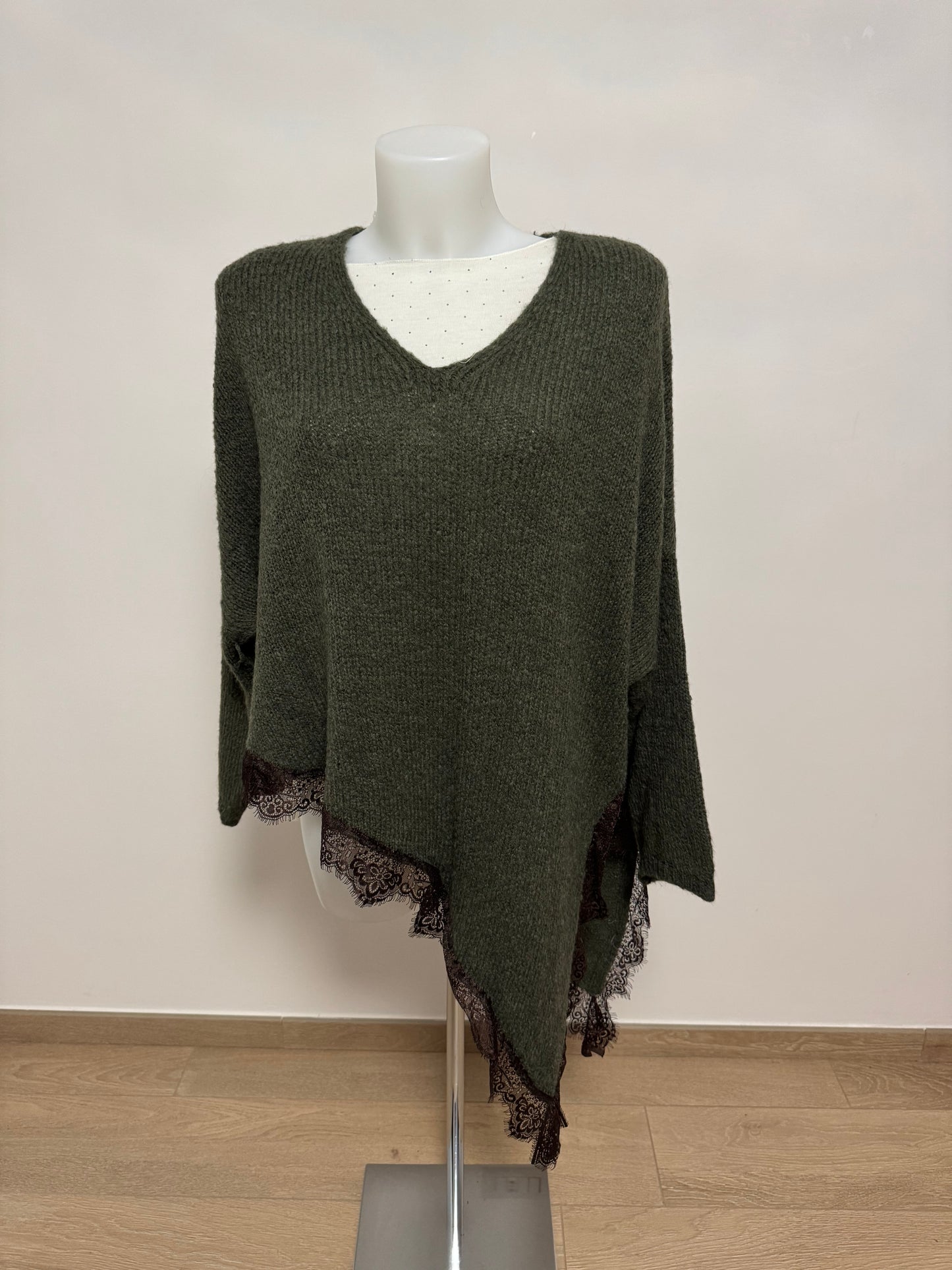 Blusa lana asimmetrica