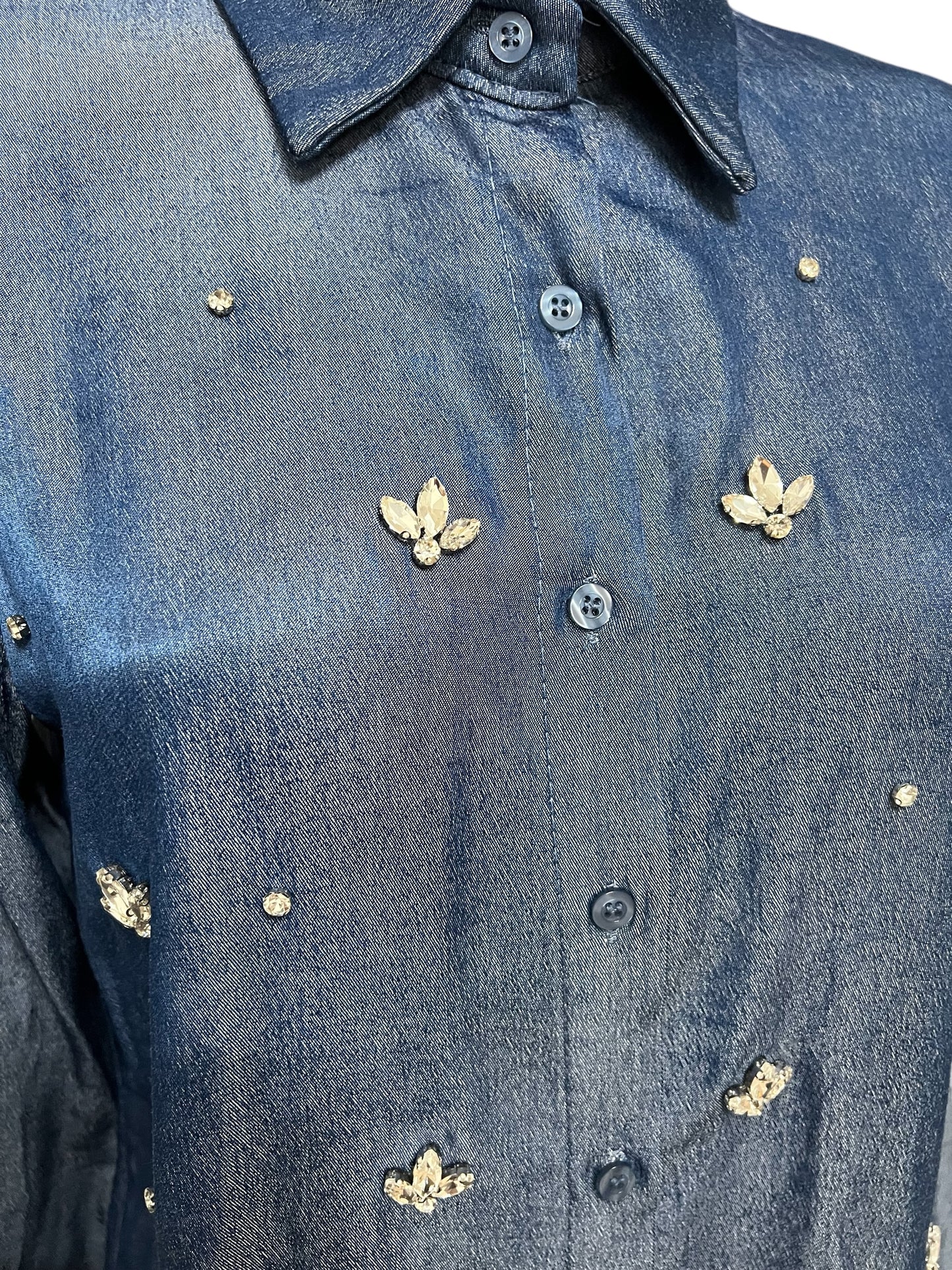 Camicia in cotone con inserti gioiello