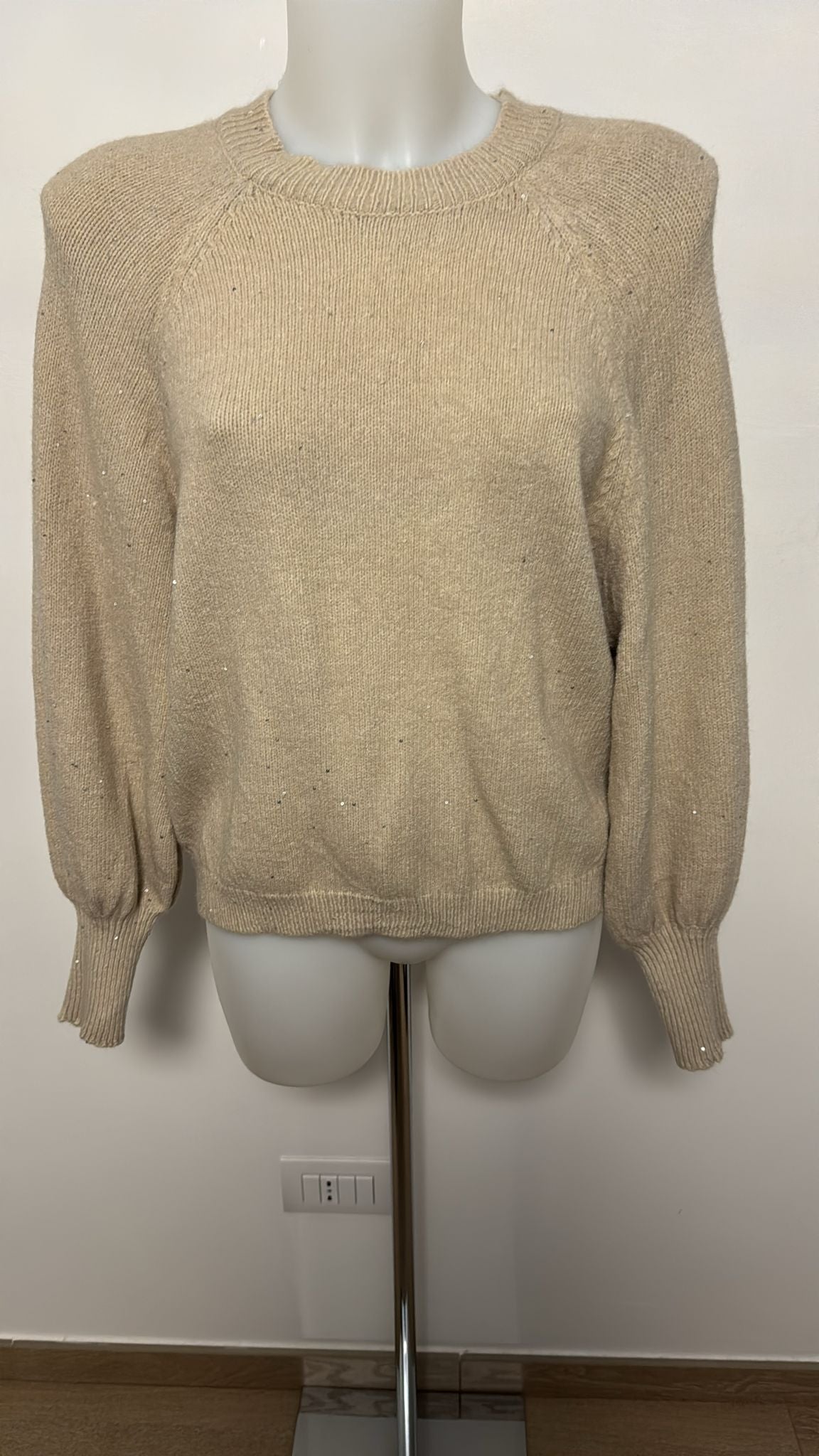 Maglione girocollo con maniche a martello e paillettes