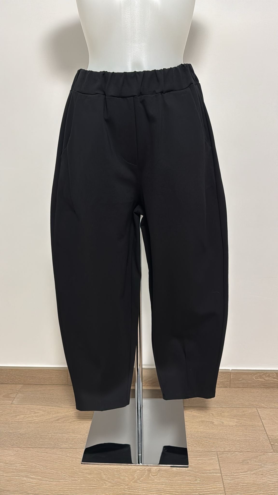 Pantaloni ad ovetto con elastico liscio
