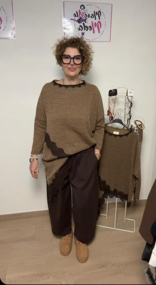 Blusa in punto milano e pizzo