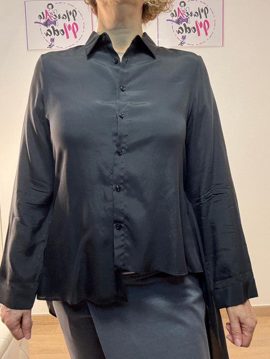 Camicia lunga sul retro