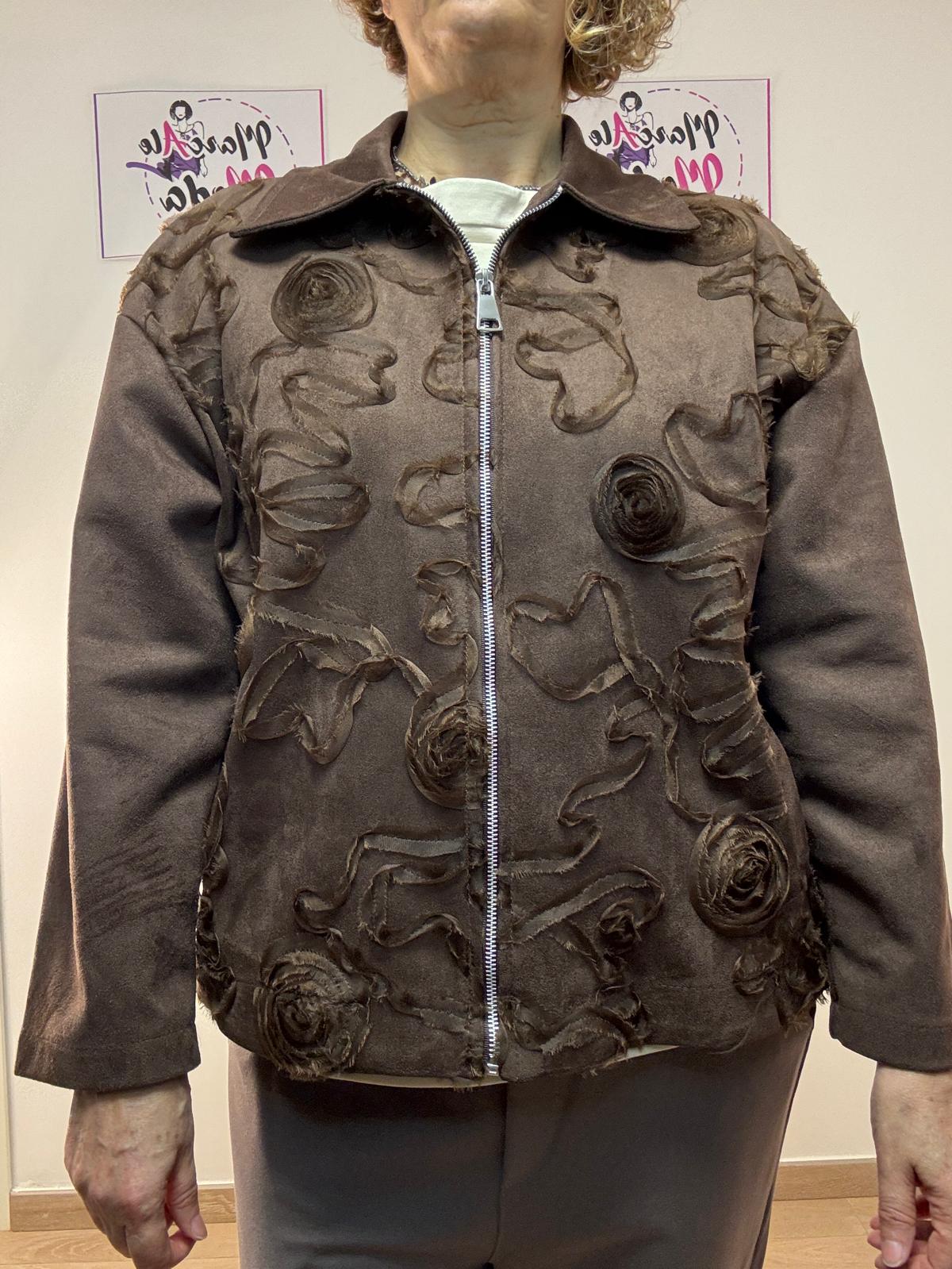 Giacca con colletto con lavorazione floreale