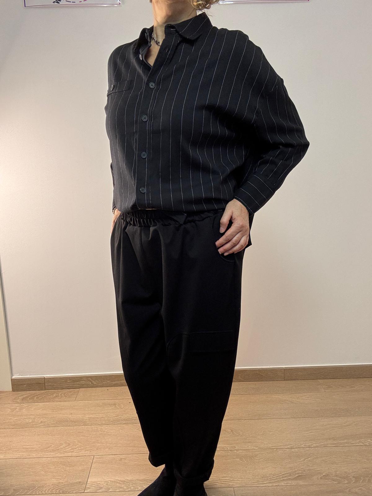 Pantaloni cargo in punto roma