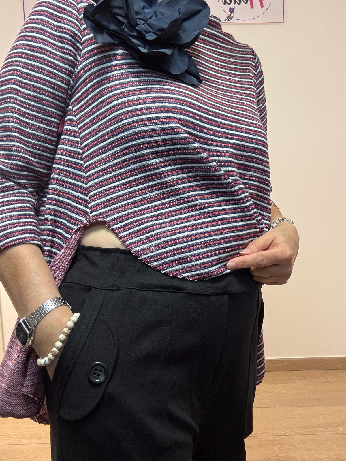 Pantaloni in punto milano con bottoni